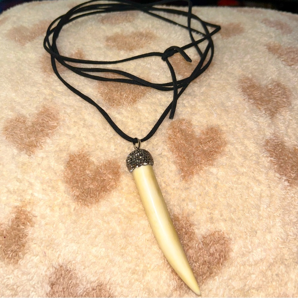 🦴bone necklace🦴